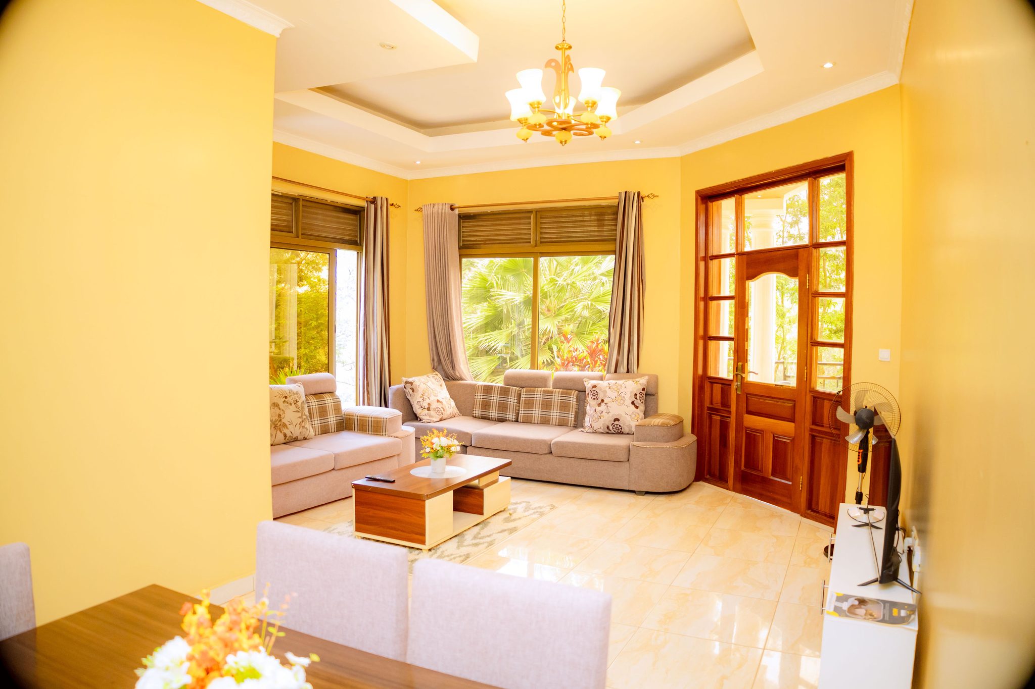 Whole House - Spacious & Elegant